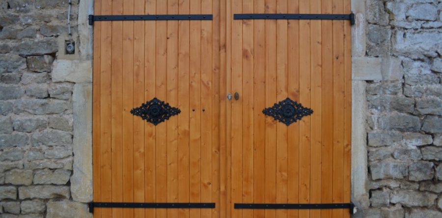 Portes de caves, de grange